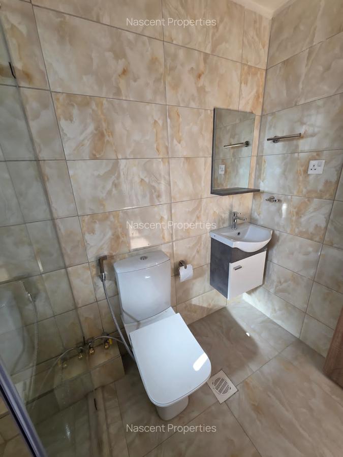 5 Bed Apartment with En Suite in Parklands - 6