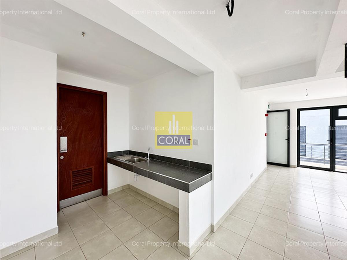 Warehouse in Tatu City - 12