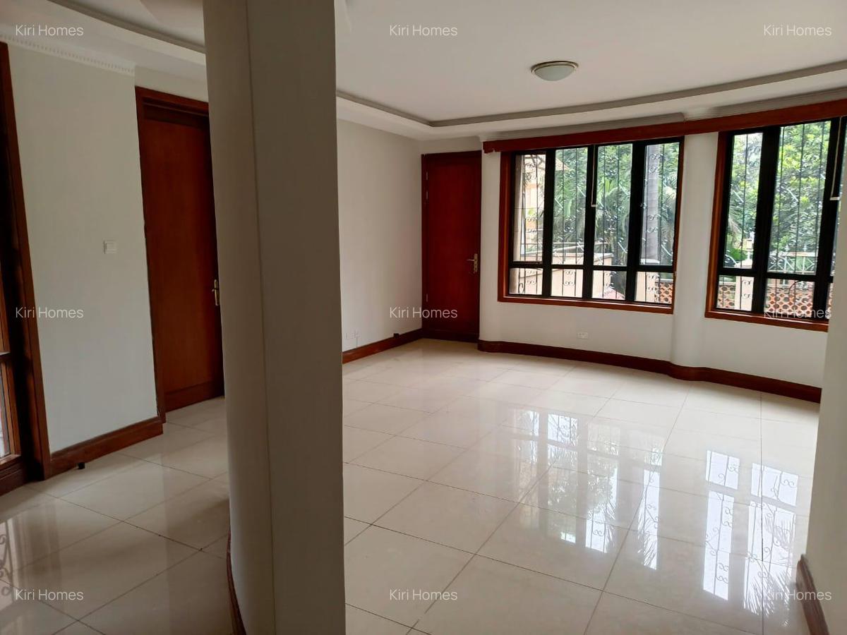 4 Bed Townhouse with En Suite in Nyari - 5