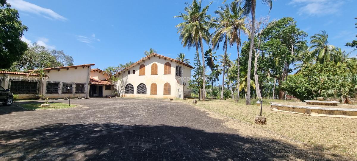 3.7 ac Commercial Land at Serena Mombasa - 10
