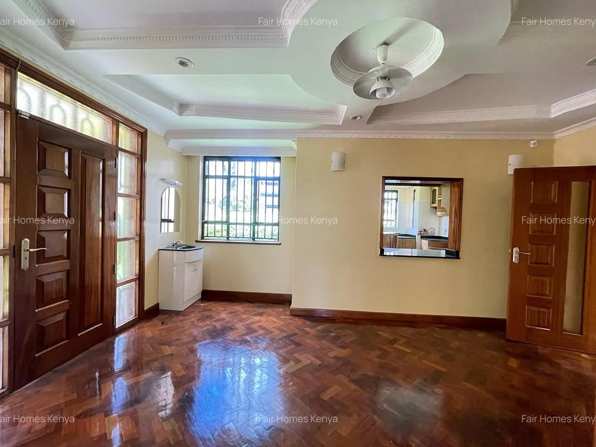 4 Bed Townhouse with En Suite at Muthangari Road - 5
