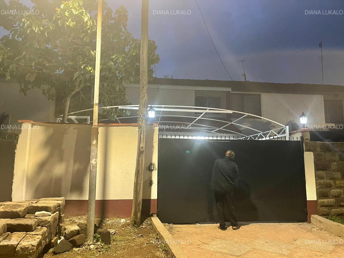 4 Bed Townhouse with En Suite at Greenfield - 1