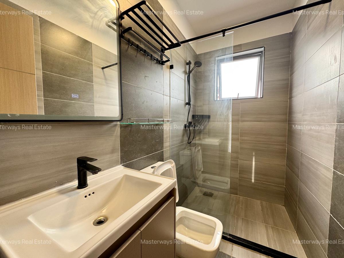 2 Bed Apartment with En Suite in Lavington - 9