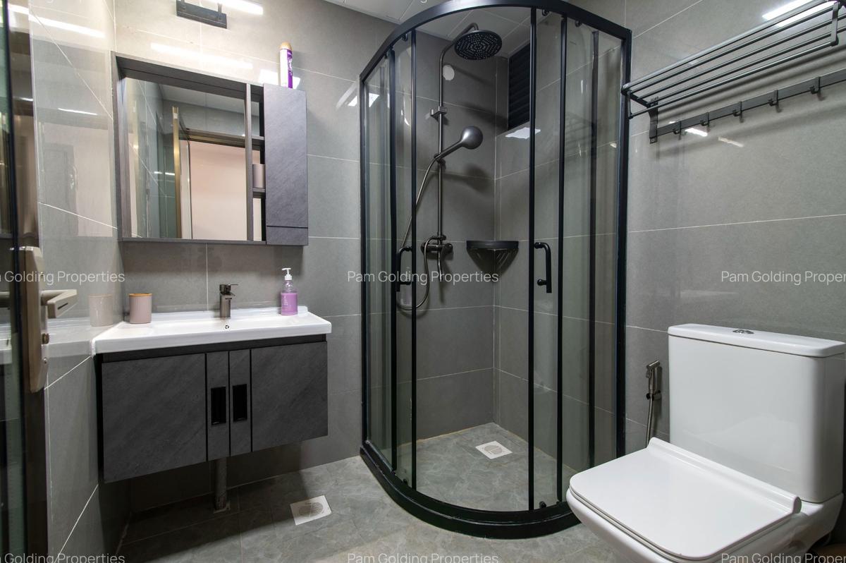 Furnished 3 Bed Apartment with En Suite in Riverside - 14