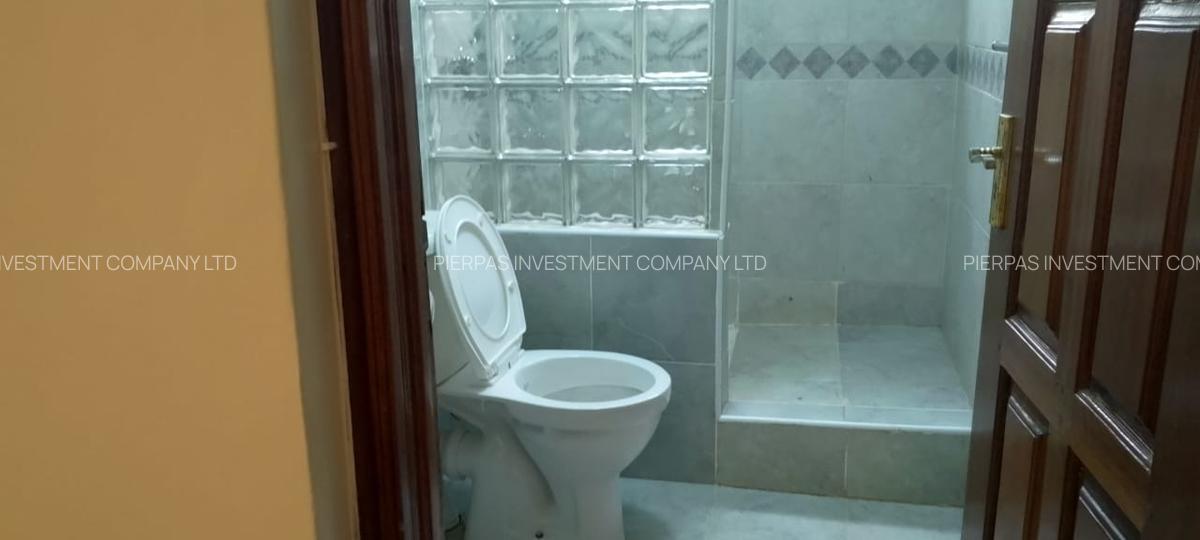 5 Bed Townhouse with En Suite in Lavington - 8