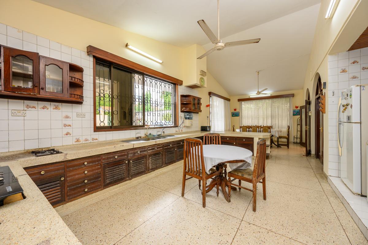 4 Bed House at Bokole Drive - 9