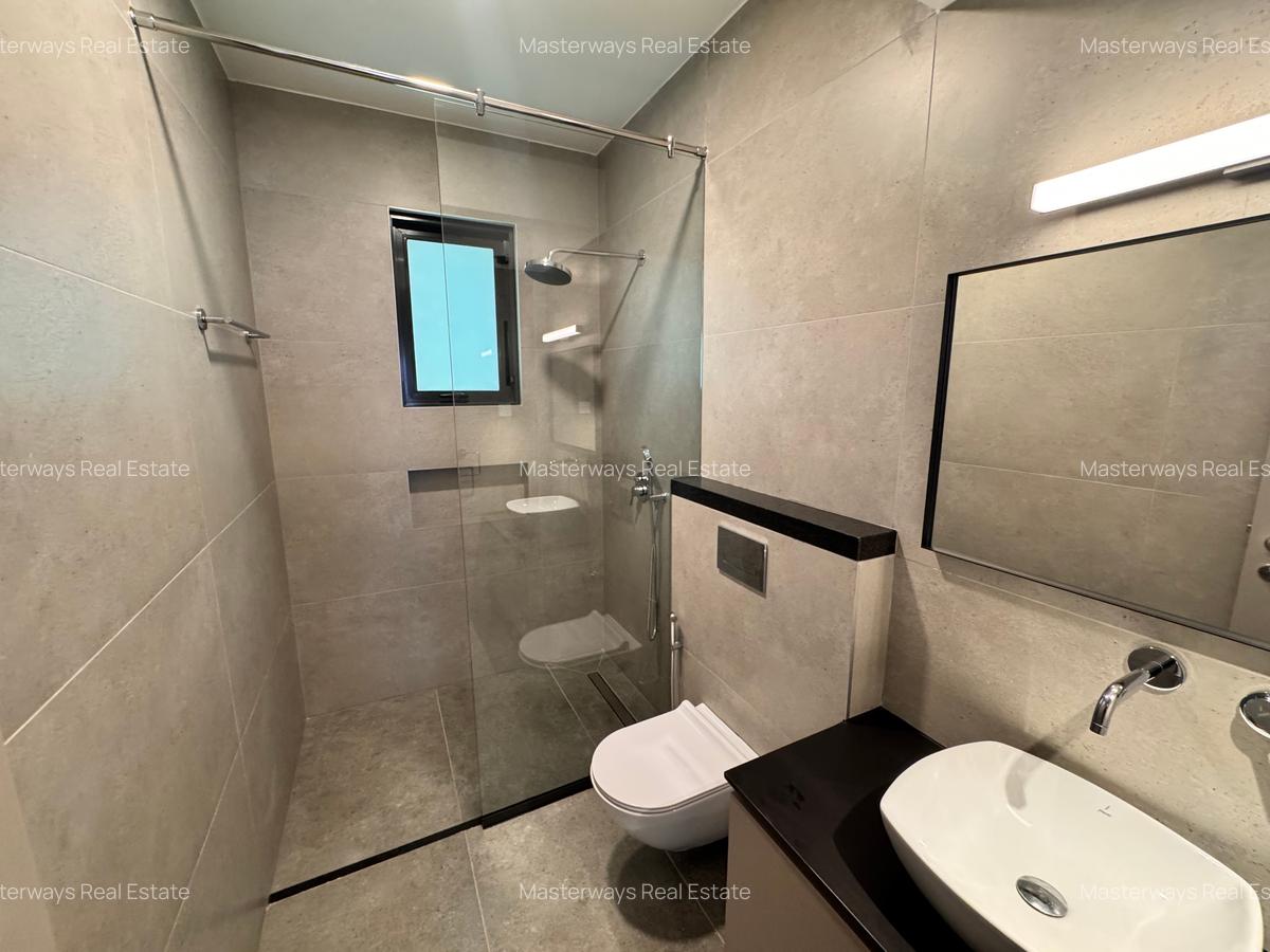 4 Bed Townhouse with En Suite in Langata - 14