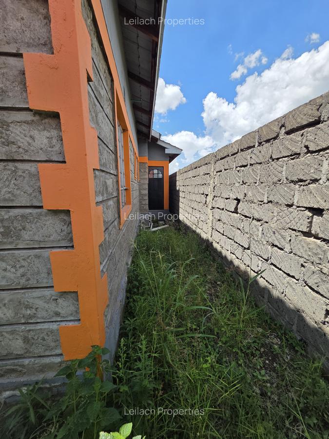 3 Bed House with En Suite in Joska - 2