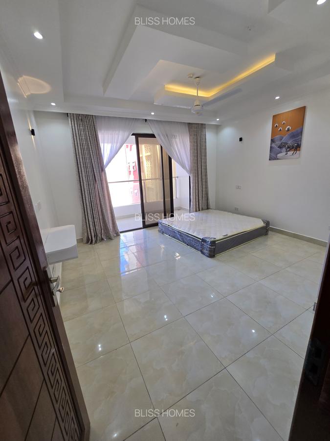 3 Bed Apartment with En Suite at Nyali Road - 13