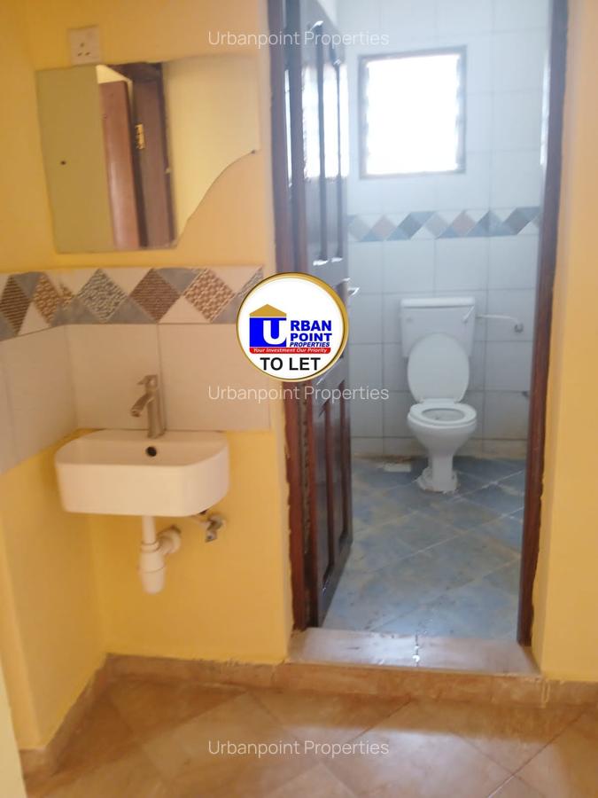 2 Bed Apartment with En Suite in Mtwapa - 17
