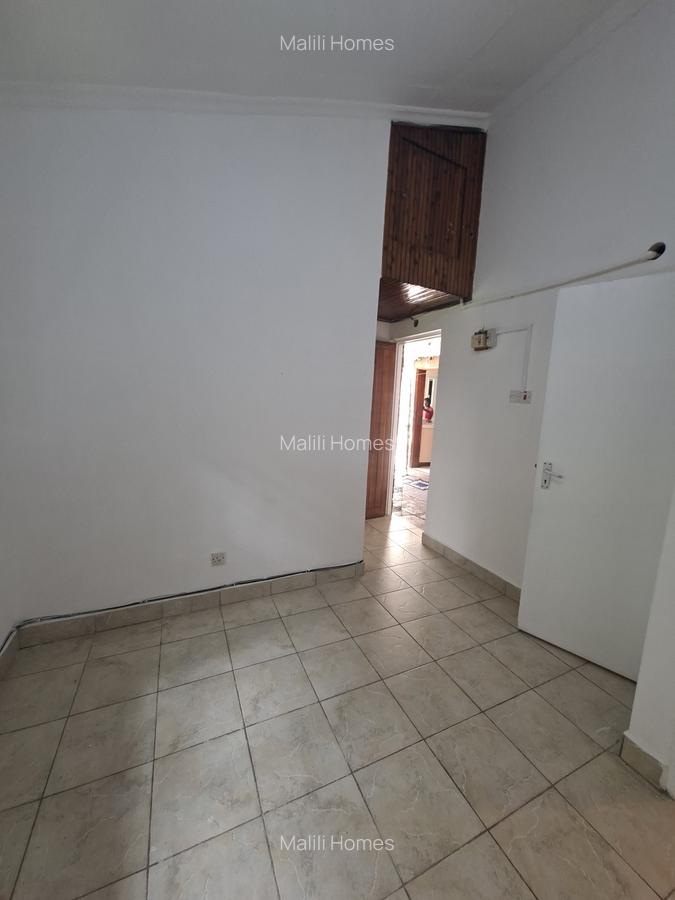 Bedsitter in Kileleshwa - 4