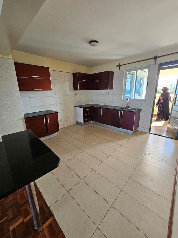 3 Bed Apartment with En Suite at Kilimani - 2