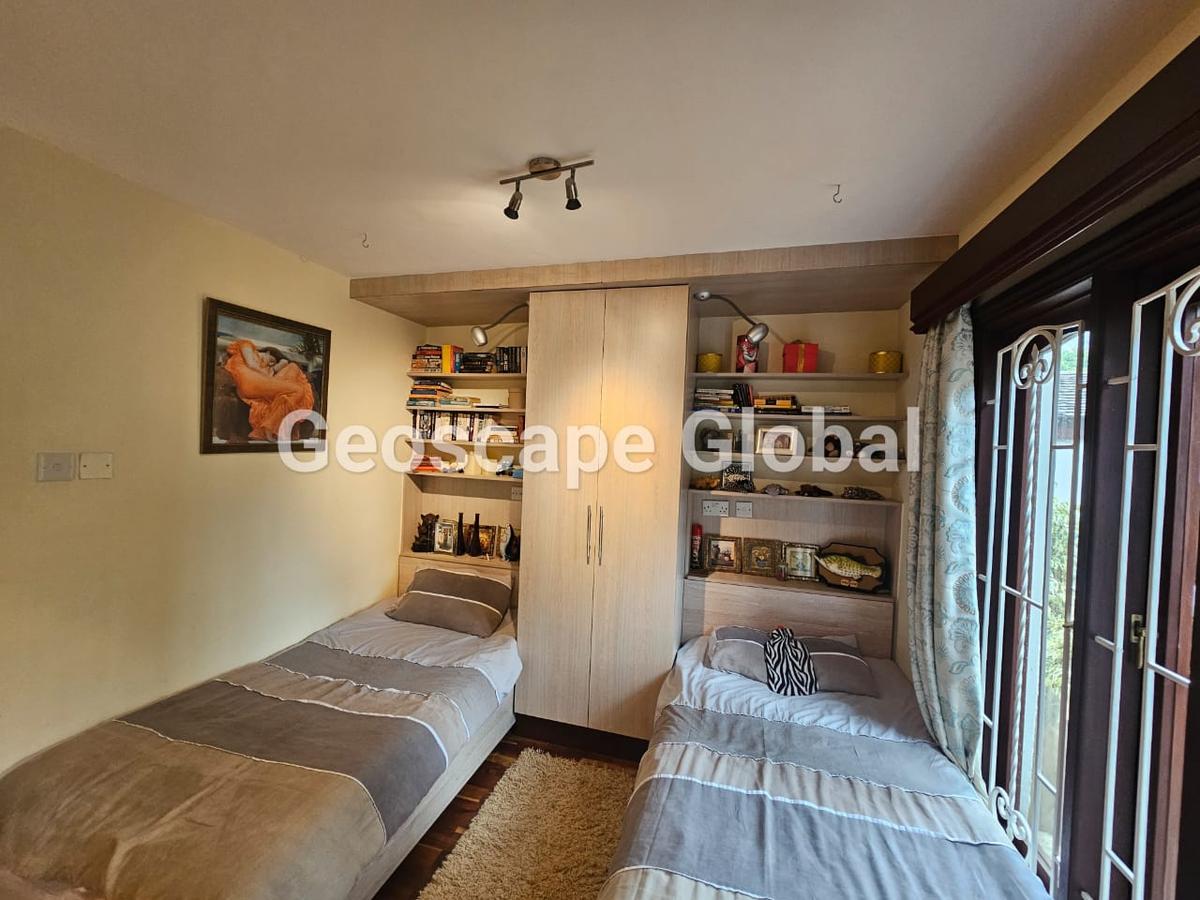 2 Bed House with En Suite in Runda - 2