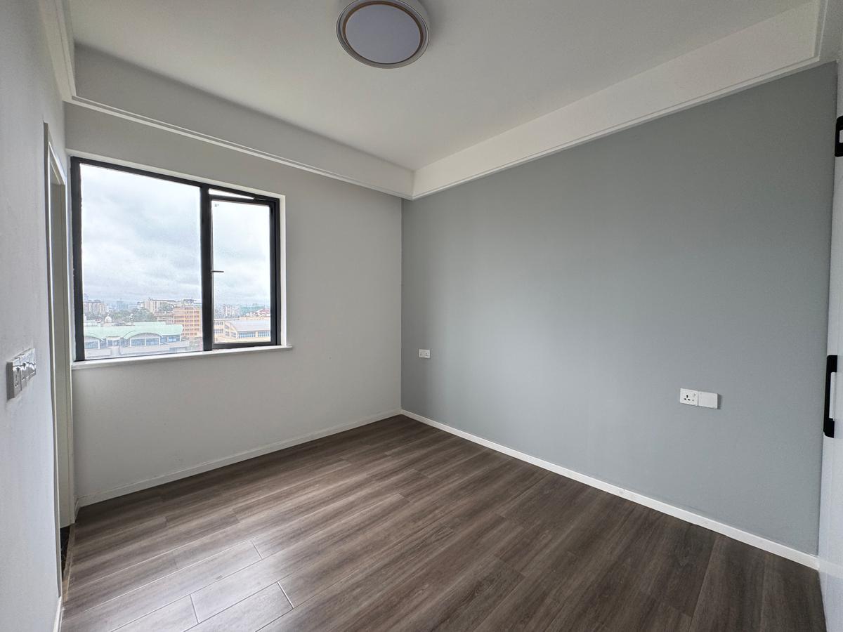 Serviced 2 Bed Apartment with En Suite in Kilimani - 14