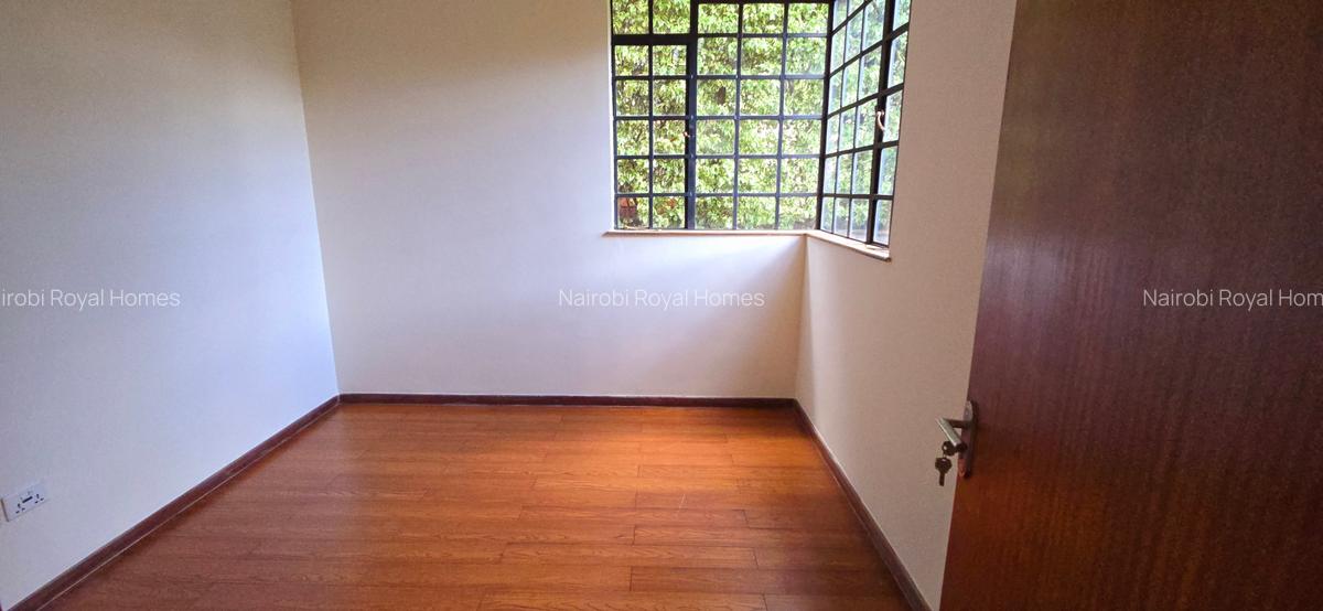 4 Bed Townhouse with En Suite at Kitisuru Ridge - 15