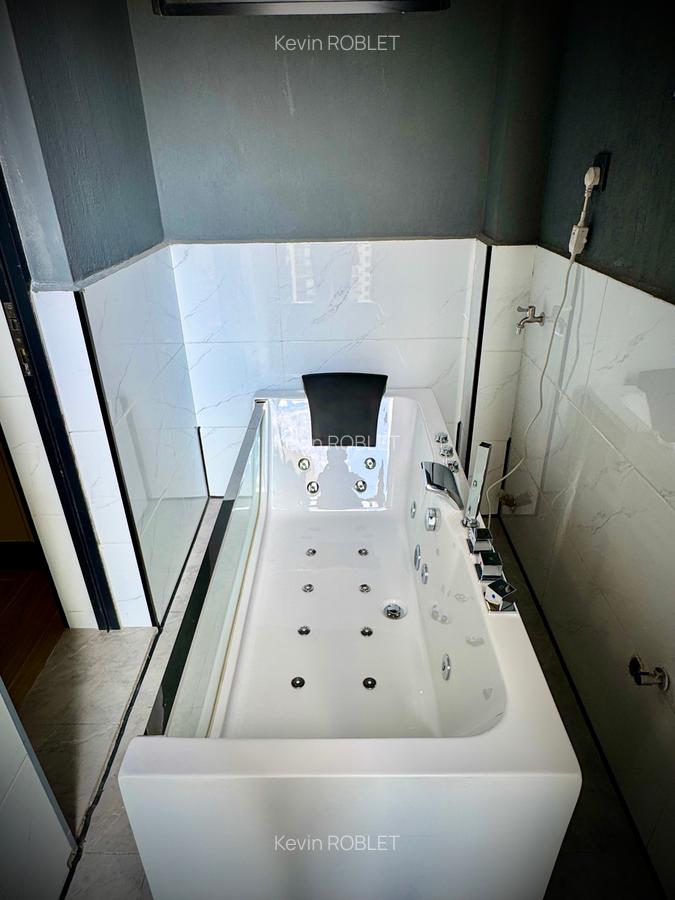 Serviced 1 Bed Apartment with En Suite at George Padmore Road - 7