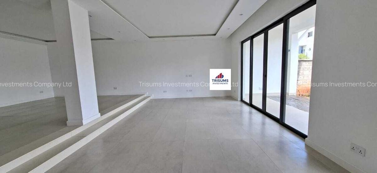 4 Bed House with En Suite in Westlands Area - 3