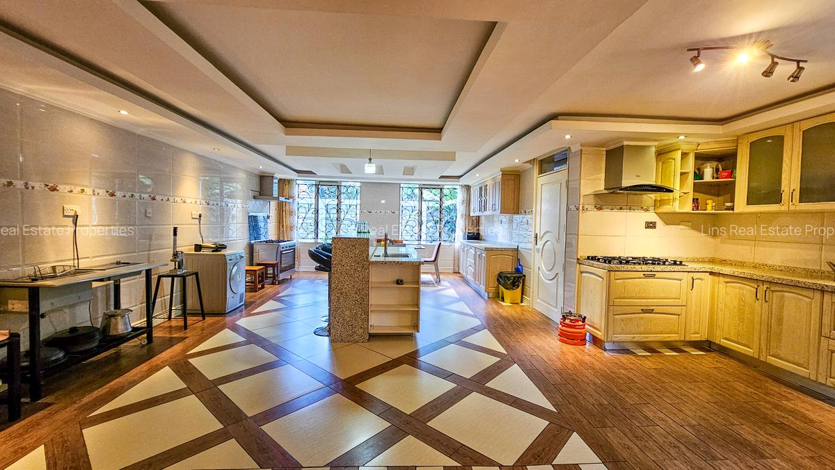 5 Bed House with En Suite in Kitisuru - 7
