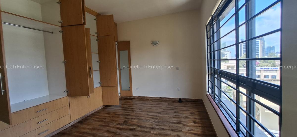 3 Bed Apartment with En Suite in Westlands Area - 7