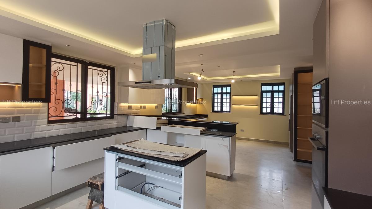 4 Bed Townhouse in Karen - 9