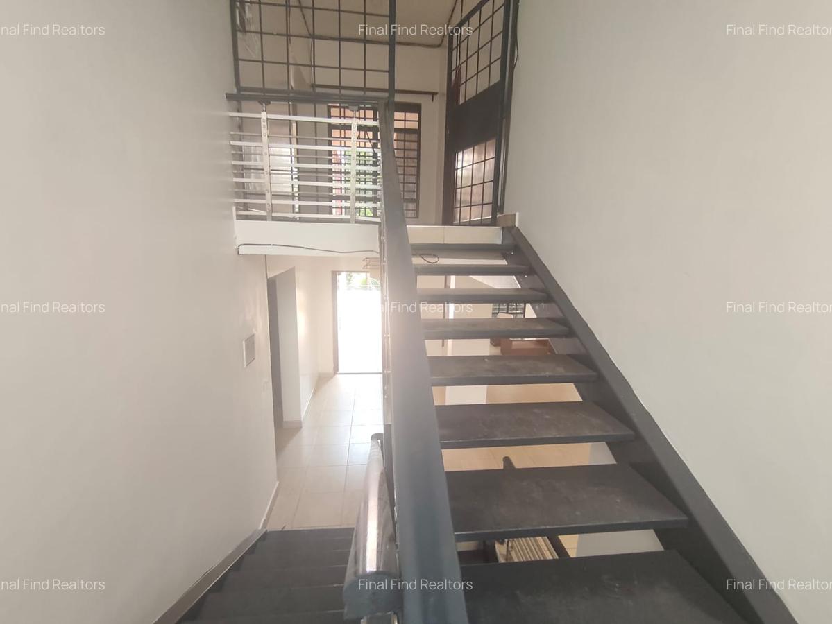 4 Bed Townhouse with En Suite in Runda - 9