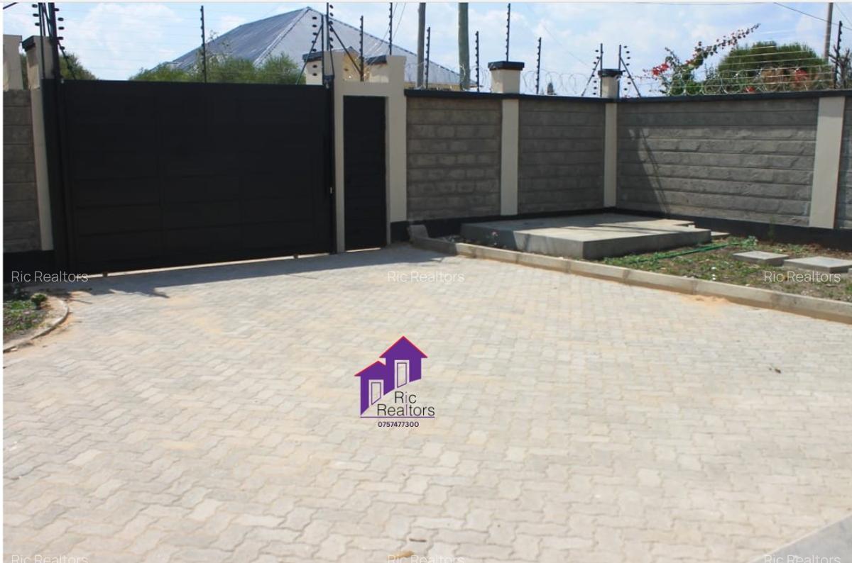 3 Bed Townhouse with En Suite at Kitengela - 16