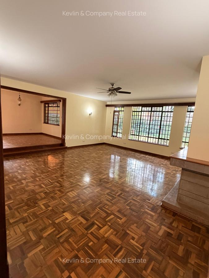 5 Bed Villa with En Suite in Nyari - 6