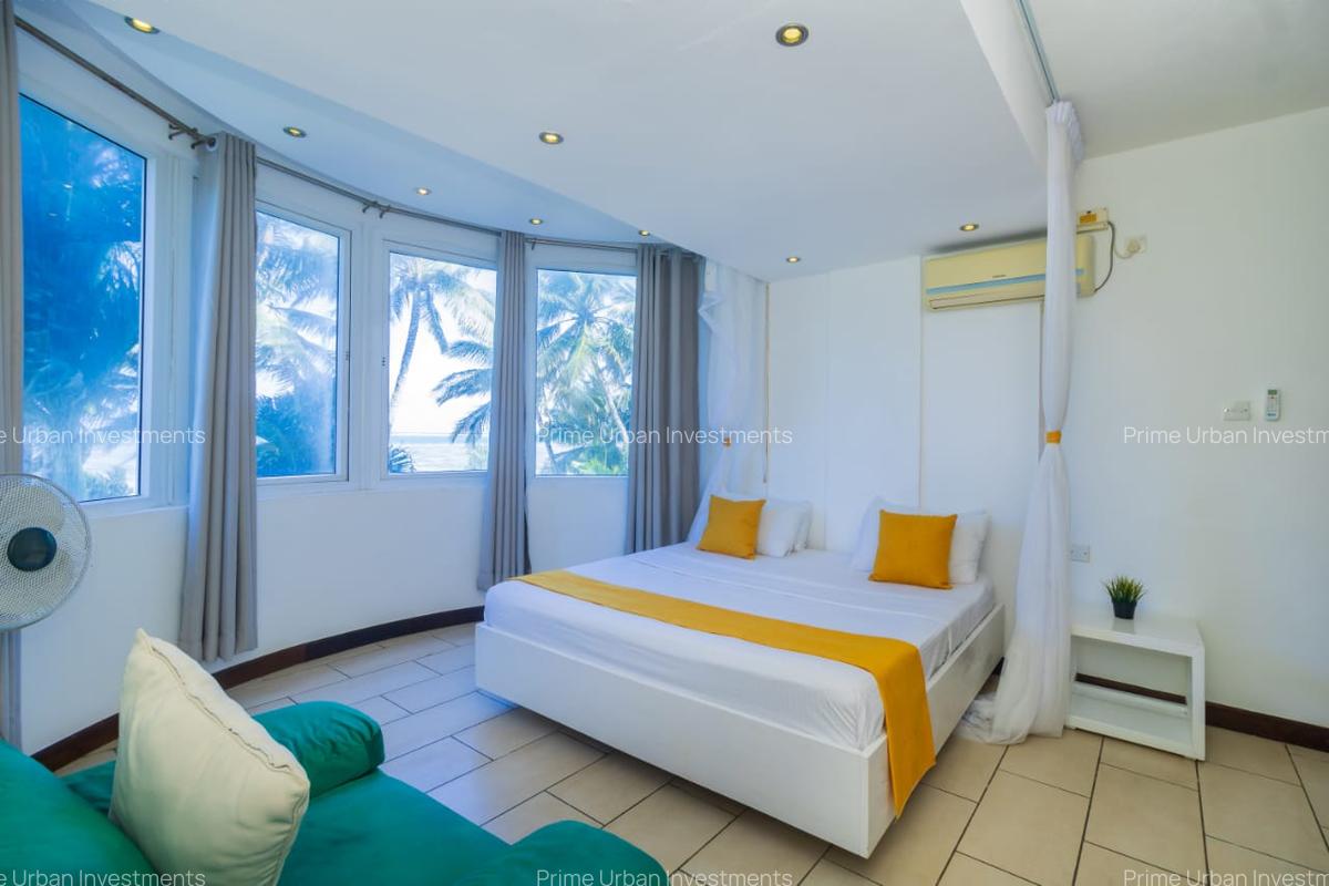 Serviced 3 Bed Apartment with En Suite in Shanzu - 15