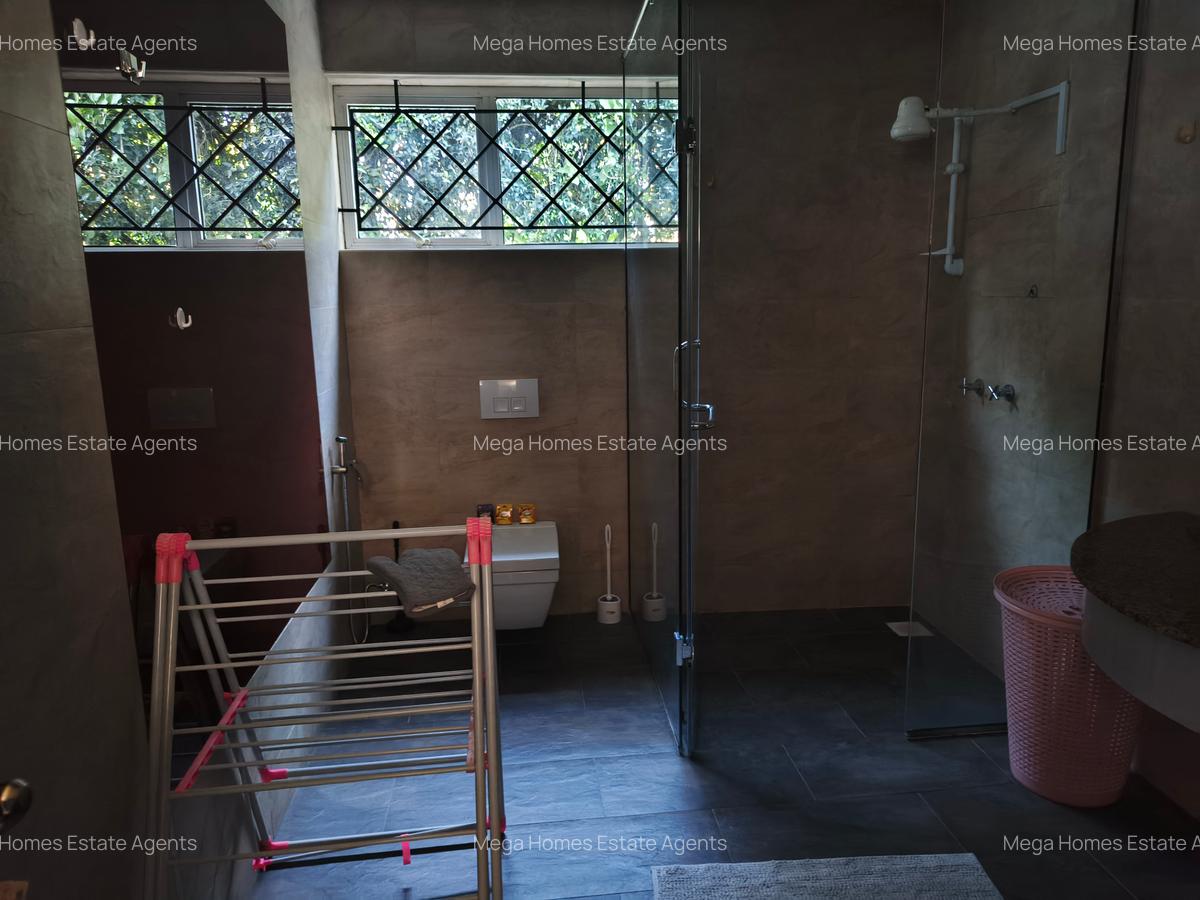 Serviced 1 Bed Apartment with En Suite in Runda - 7