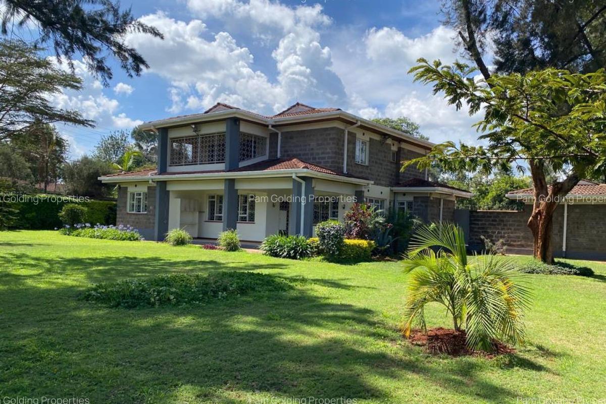 4 Bed House with En Suite in Runda - 1