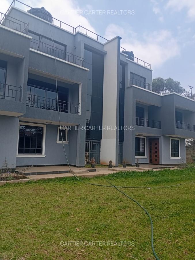 5 Bed House with En Suite in Garden Estate - 4