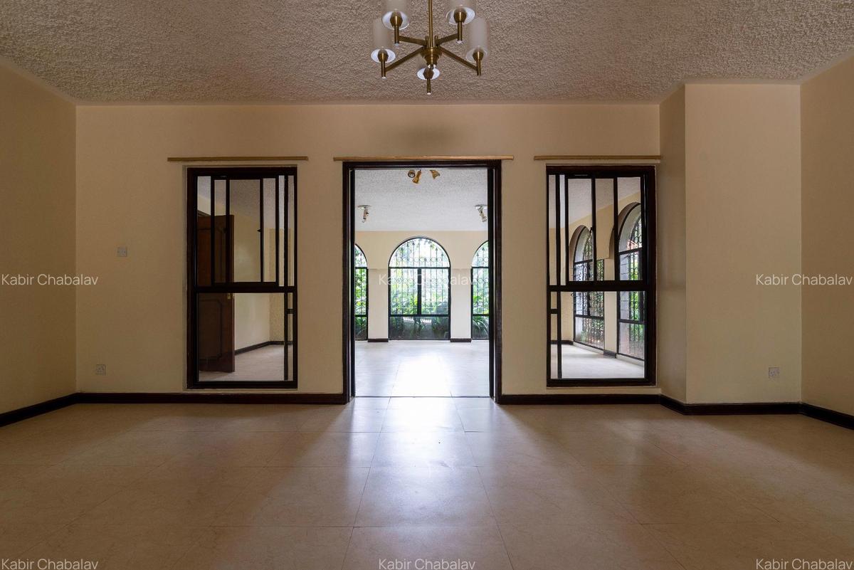 4 Bed House with En Suite at Muthaiga Road - 9