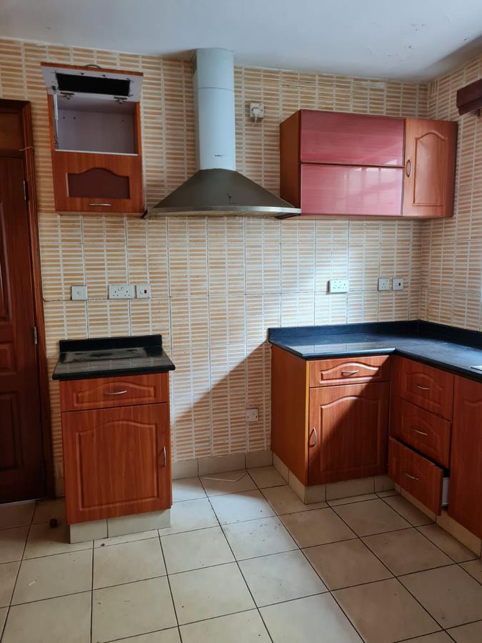 5 Bed Townhouse with En Suite in Kileleshwa - 4