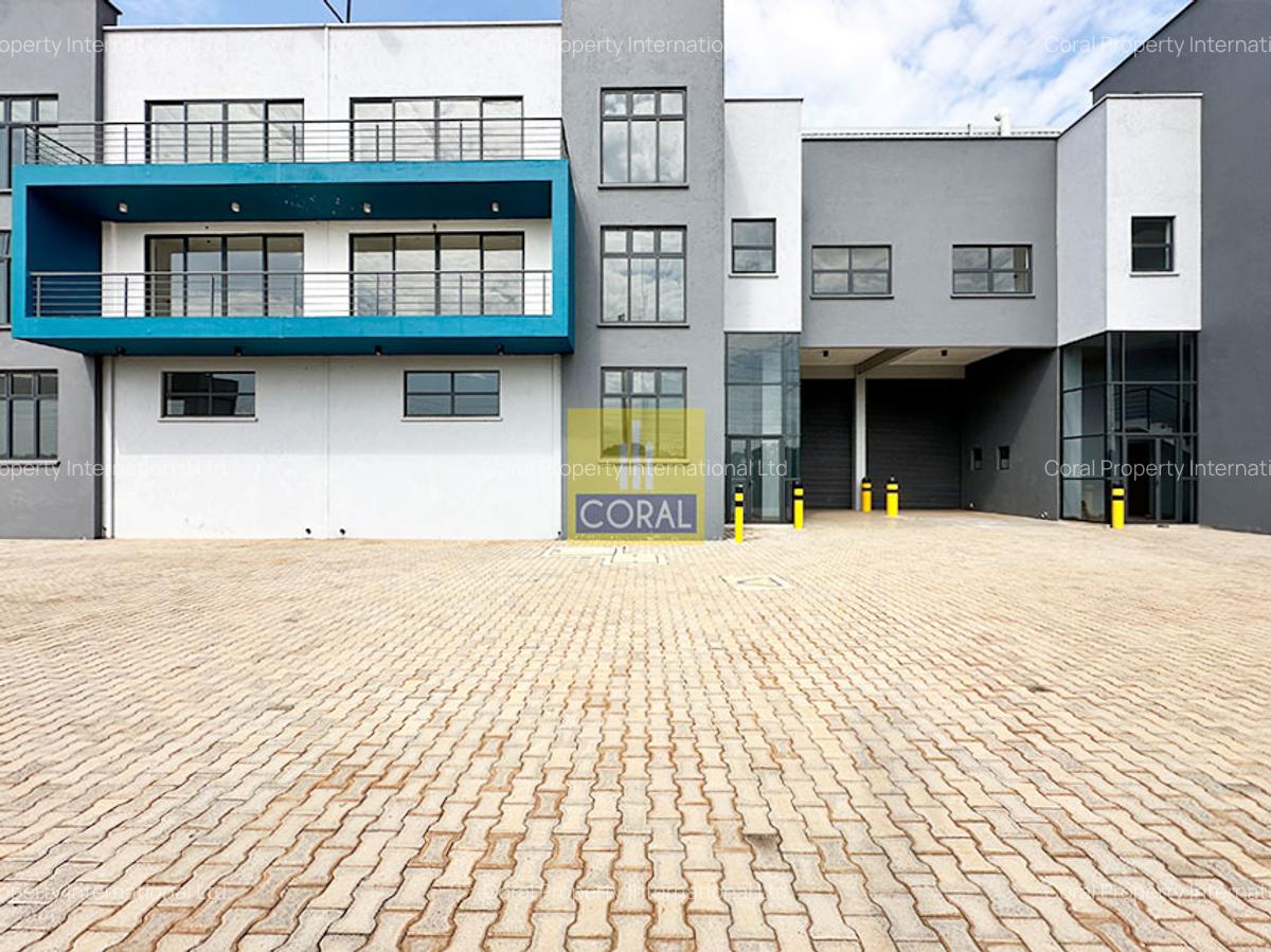 Warehouse in Tatu City - 14