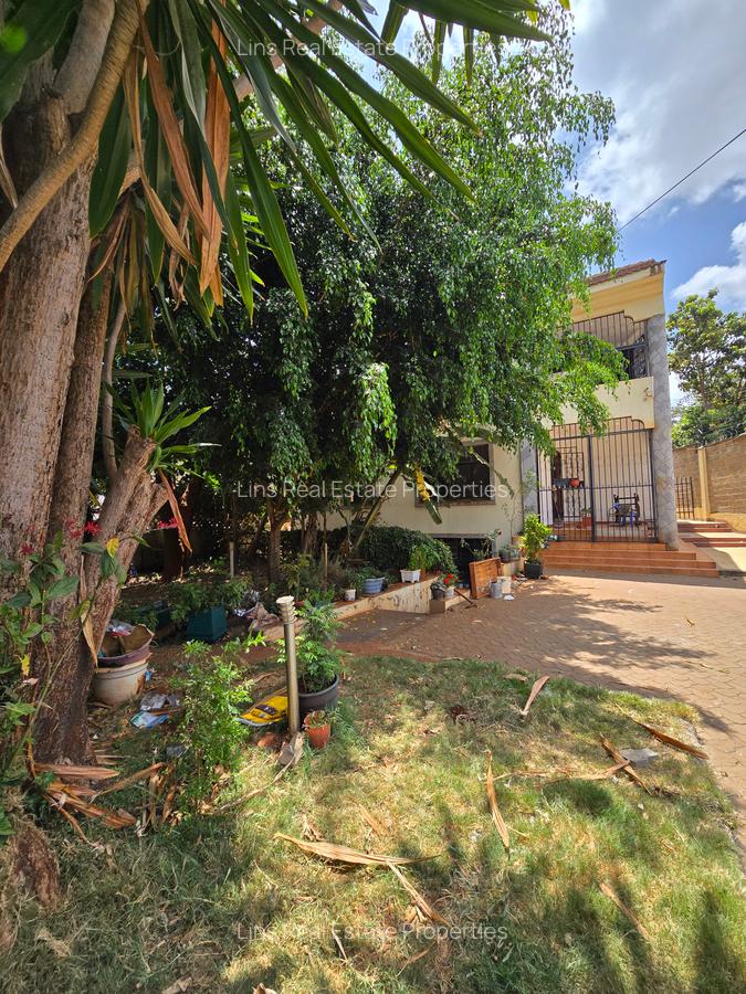 4 Bed Townhouse with En Suite in Kyuna - 1