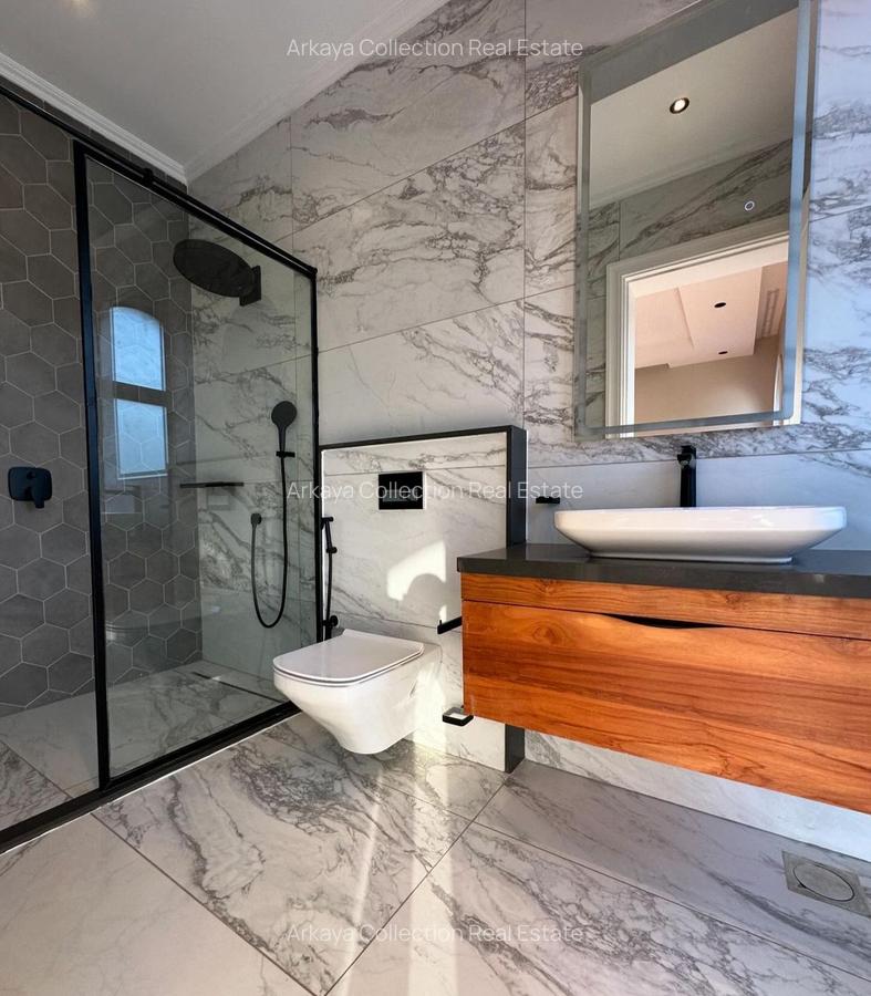 5 Bed Townhouse with En Suite in Loresho - 7