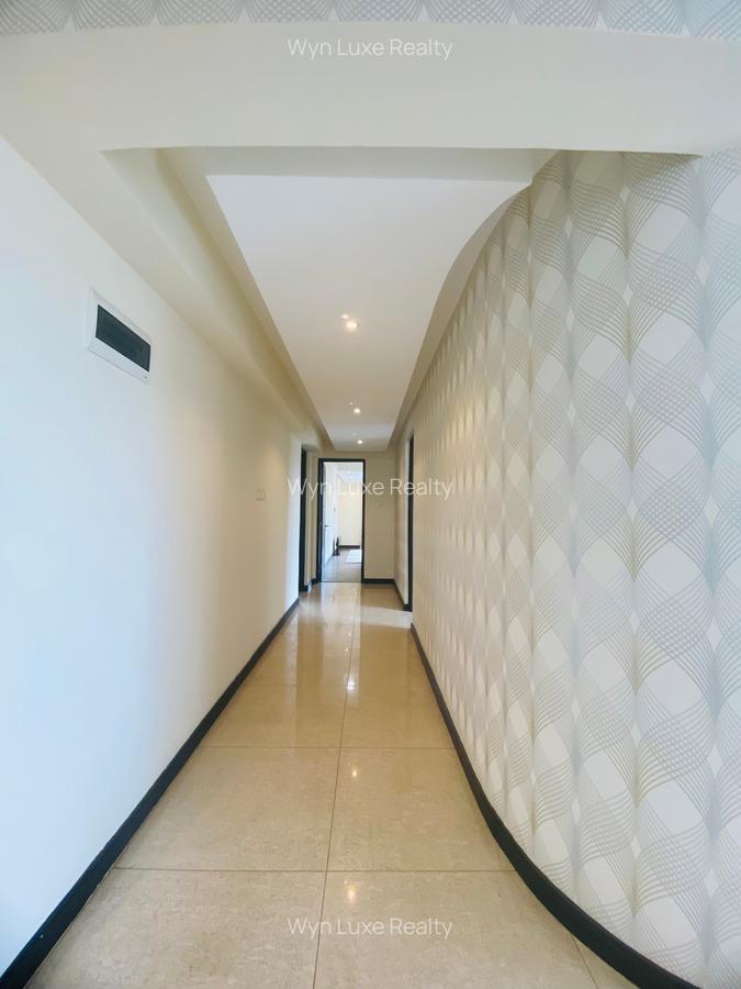 Furnished 3 Bed Apartment with En Suite at Riverside Drive - 9