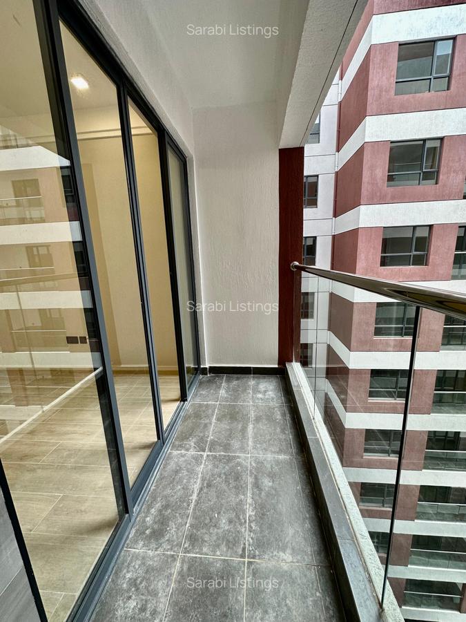 1 Bed Apartment with En Suite in Lavington - 3