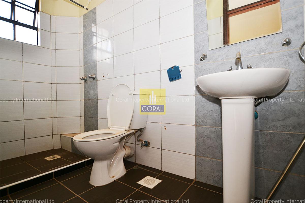 3 Bed Apartment with Swimming Pool in Ruaka - 9