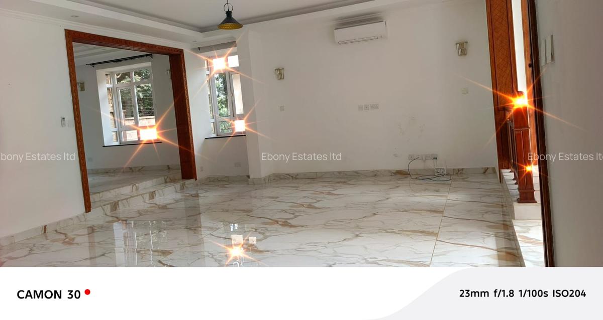 5 Bed Townhouse with En Suite in Lavington - 8