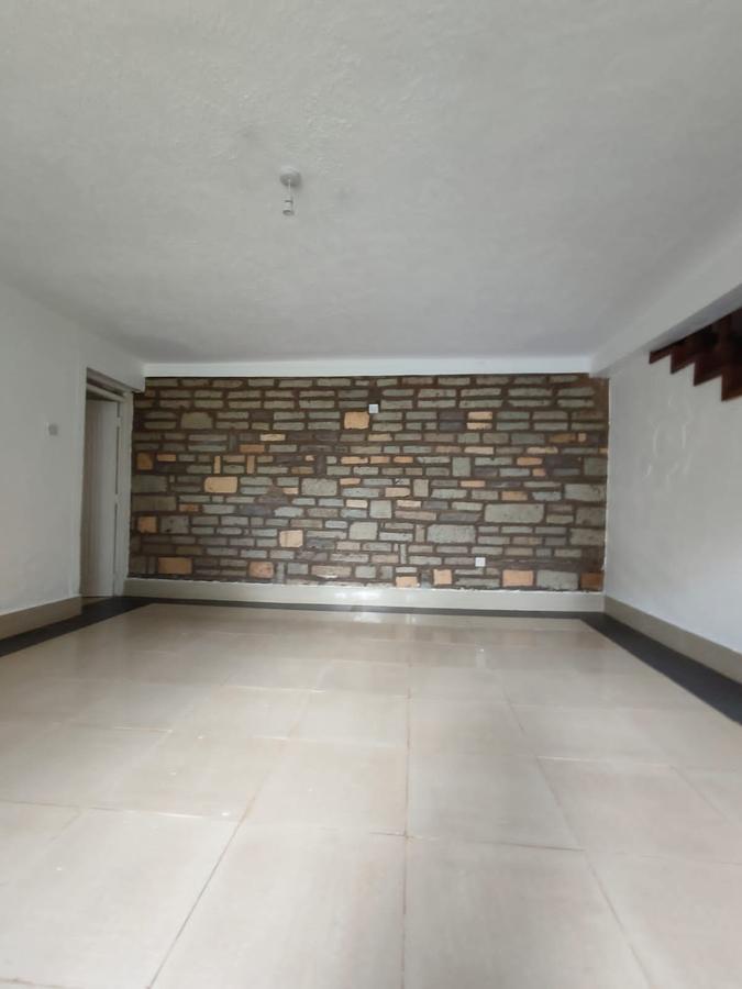 3 Bed Townhouse with En Suite at Lavington - 2