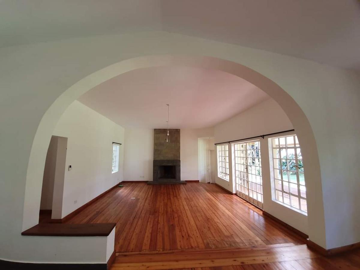 3 Bed House with En Suite at Ridgeways - 7