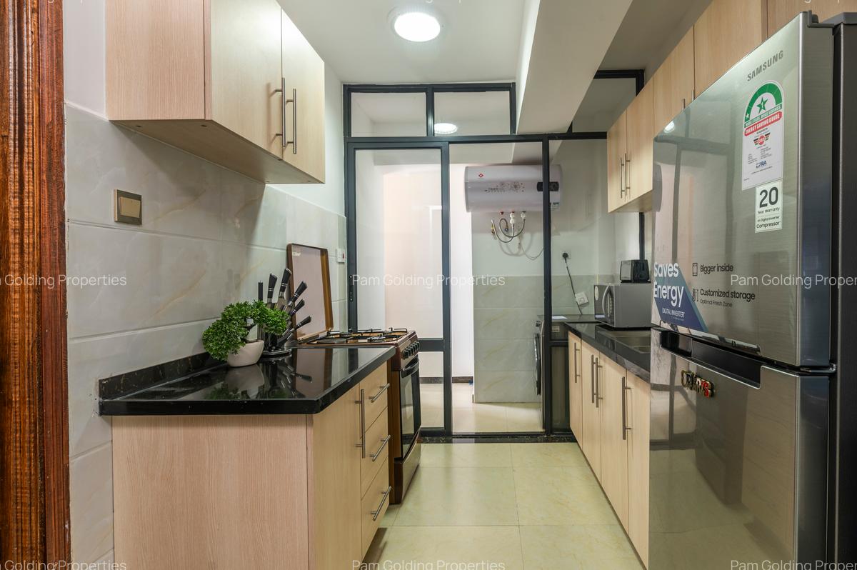 2 Bed Apartment with En Suite at Denis Prit - 8