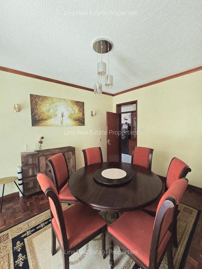 4 Bed Townhouse with En Suite in Brookside - 18