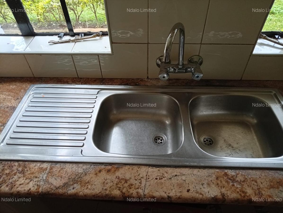 4 Bed Townhouse with En Suite at Lavington - 7