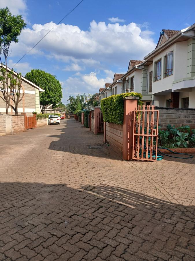 4 Bed Townhouse with En Suite at Kabasiran Avenue - 2