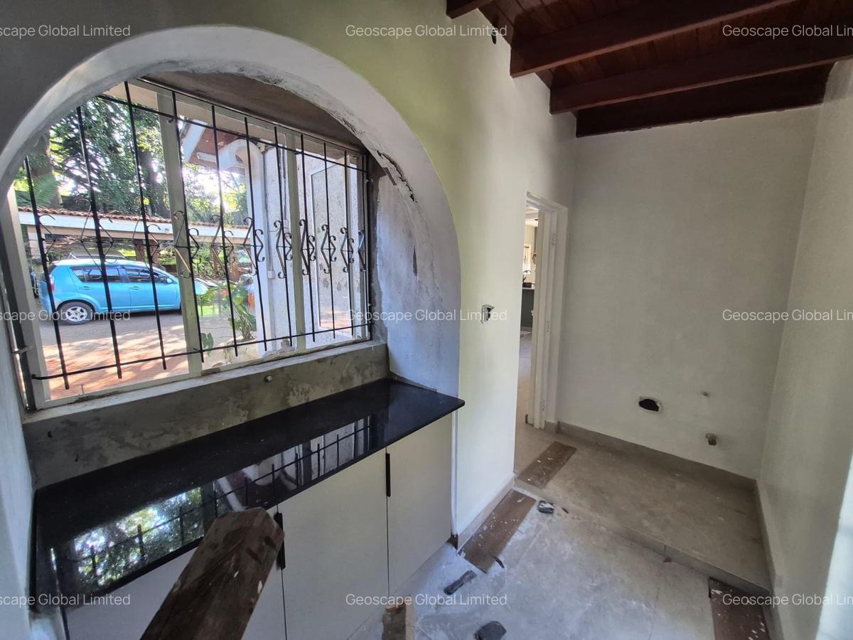 5 Bed House with En Suite in Muthaiga - 6