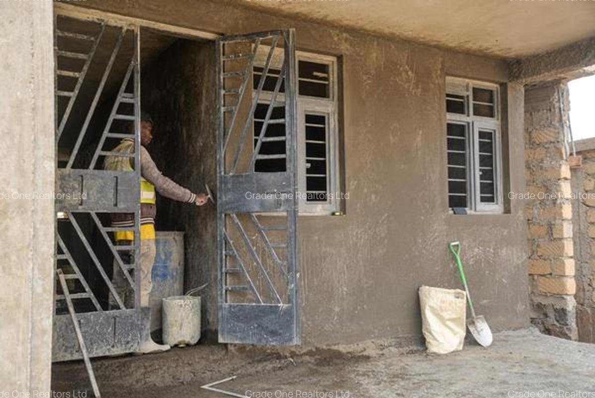 5 Bed Villa with En Suite at Karai - 16