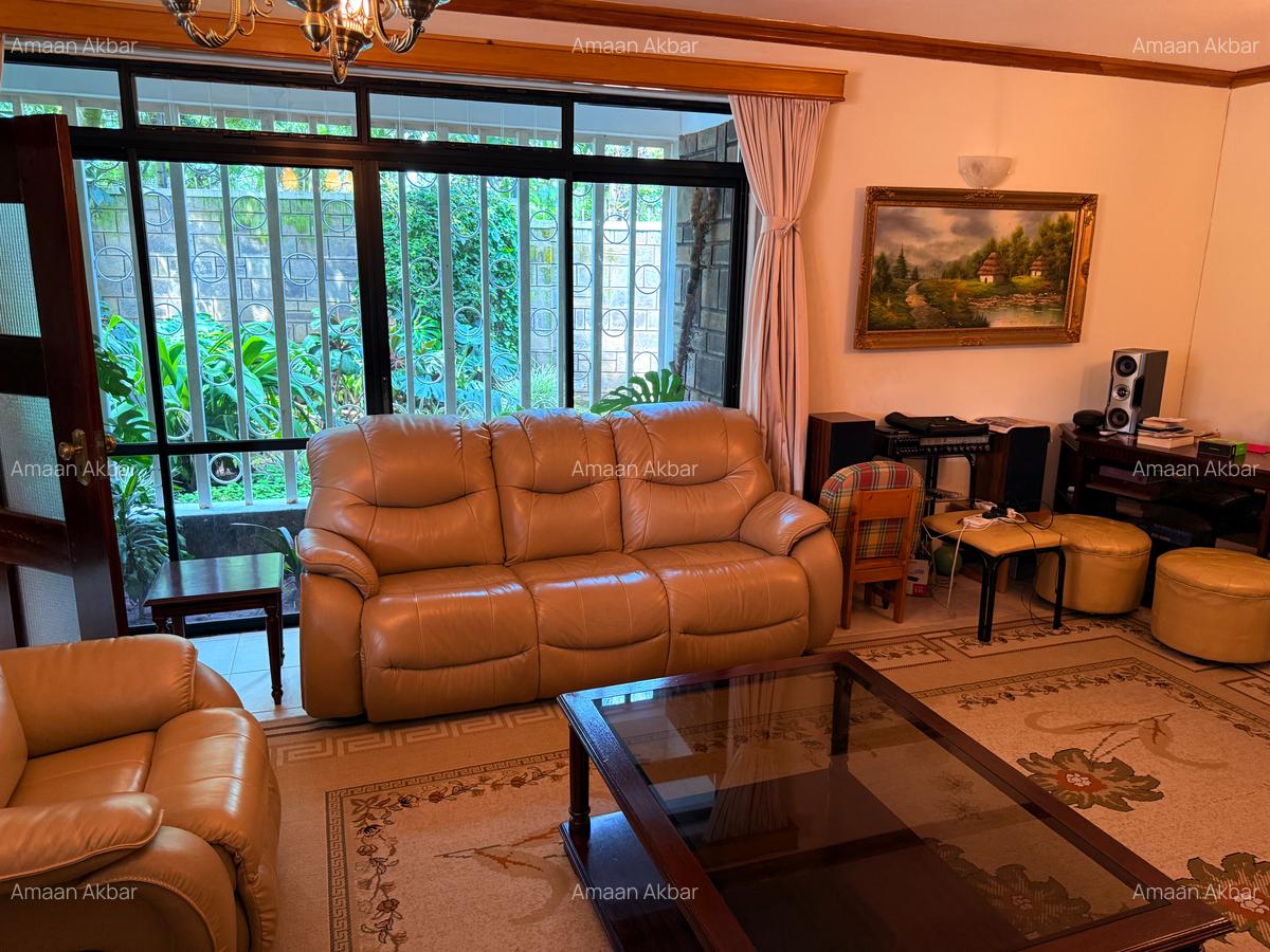 4 Bed House with En Suite at Lakeview Estate - 11