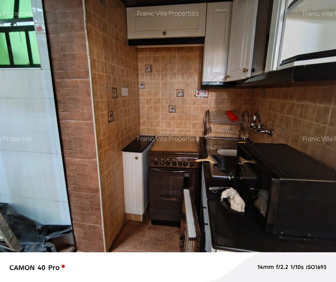 2 Bed House with En Suite at Hill View - 11